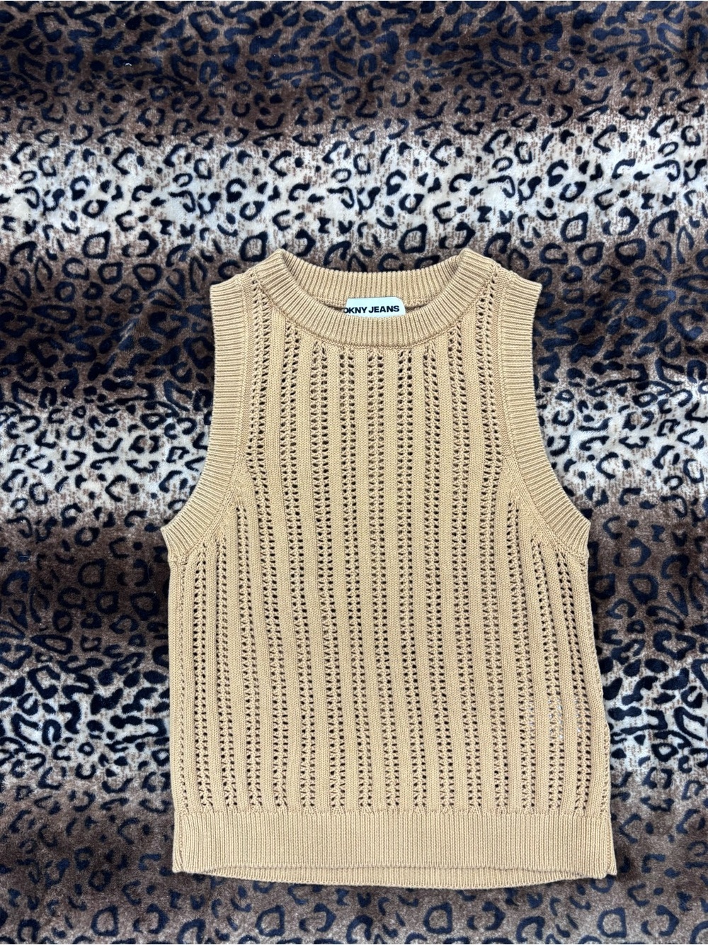 DKNY Jeans Women's Mustard Yellow Knit Sleeveless Sweater Vest